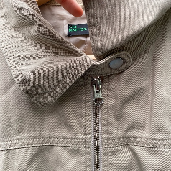 Jacket - Picture 5 of 7